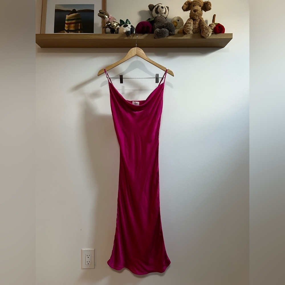 Wilfred “ Fushia Slip Dress” size small